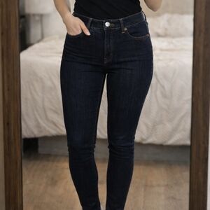 Polo Ralph Lauren Tompkins Mid Rise  Skinny – Dark Indigo Raw Denim – Size 29.